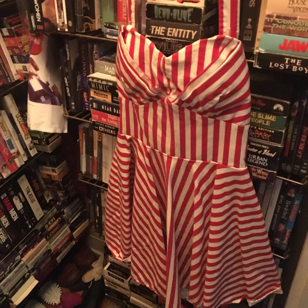 Ixia Modcloth Traveling Cupcake Truck Halter Dress